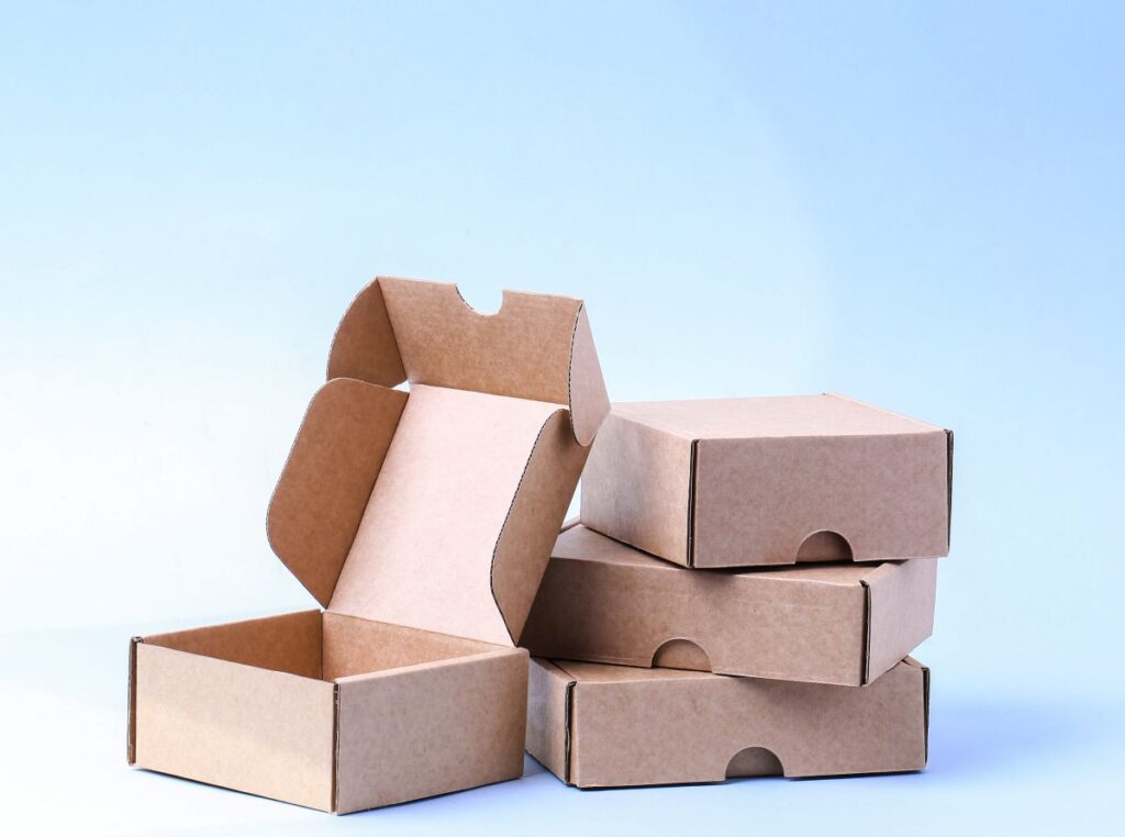 Pudełka Kartonowe na Zamówienie: Indywidualne Rozwiązania dla Twoich Produktów
